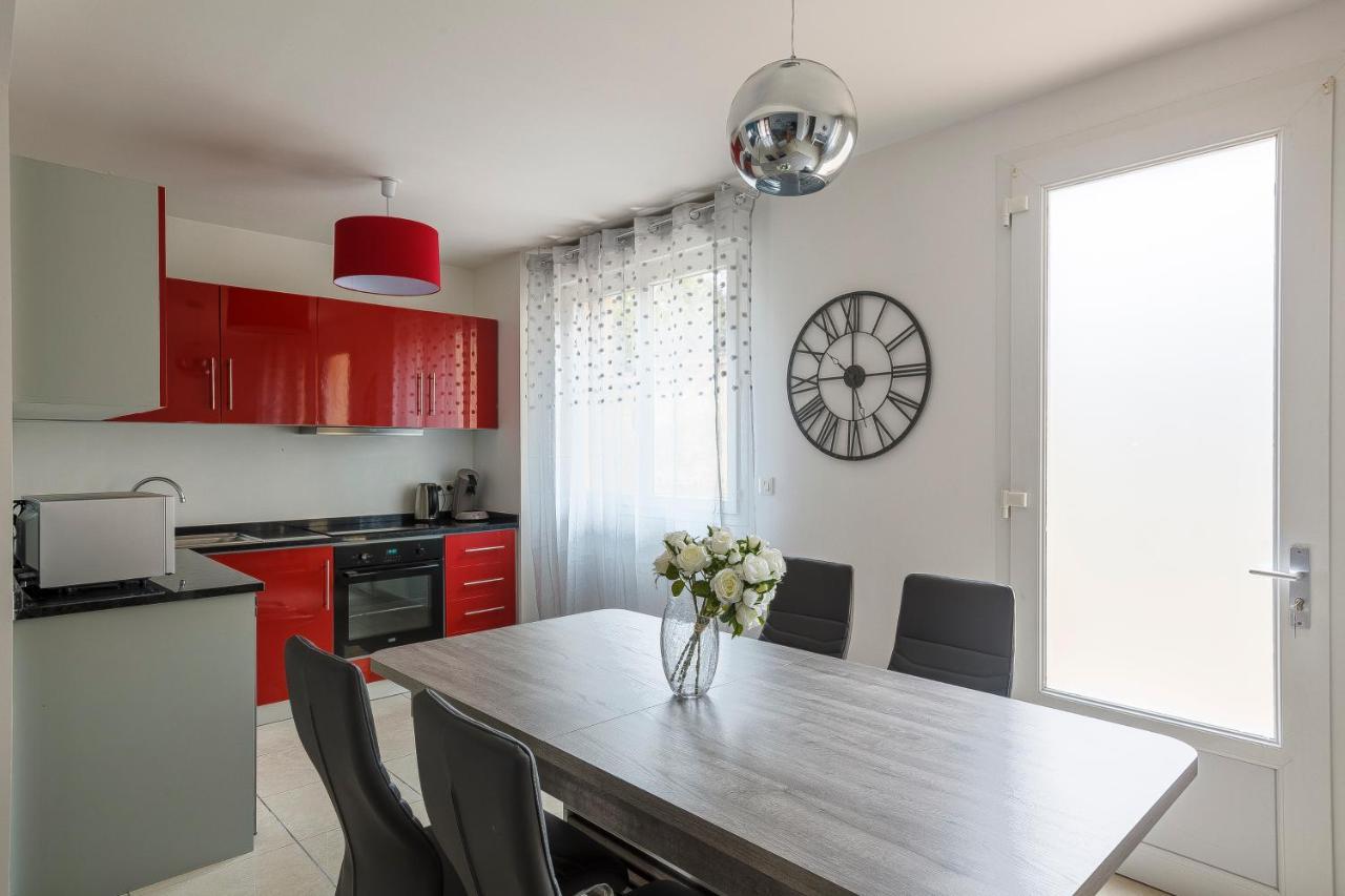 Logement 004 A 300M De La Gare Mantes La Jolie Luaran gambar